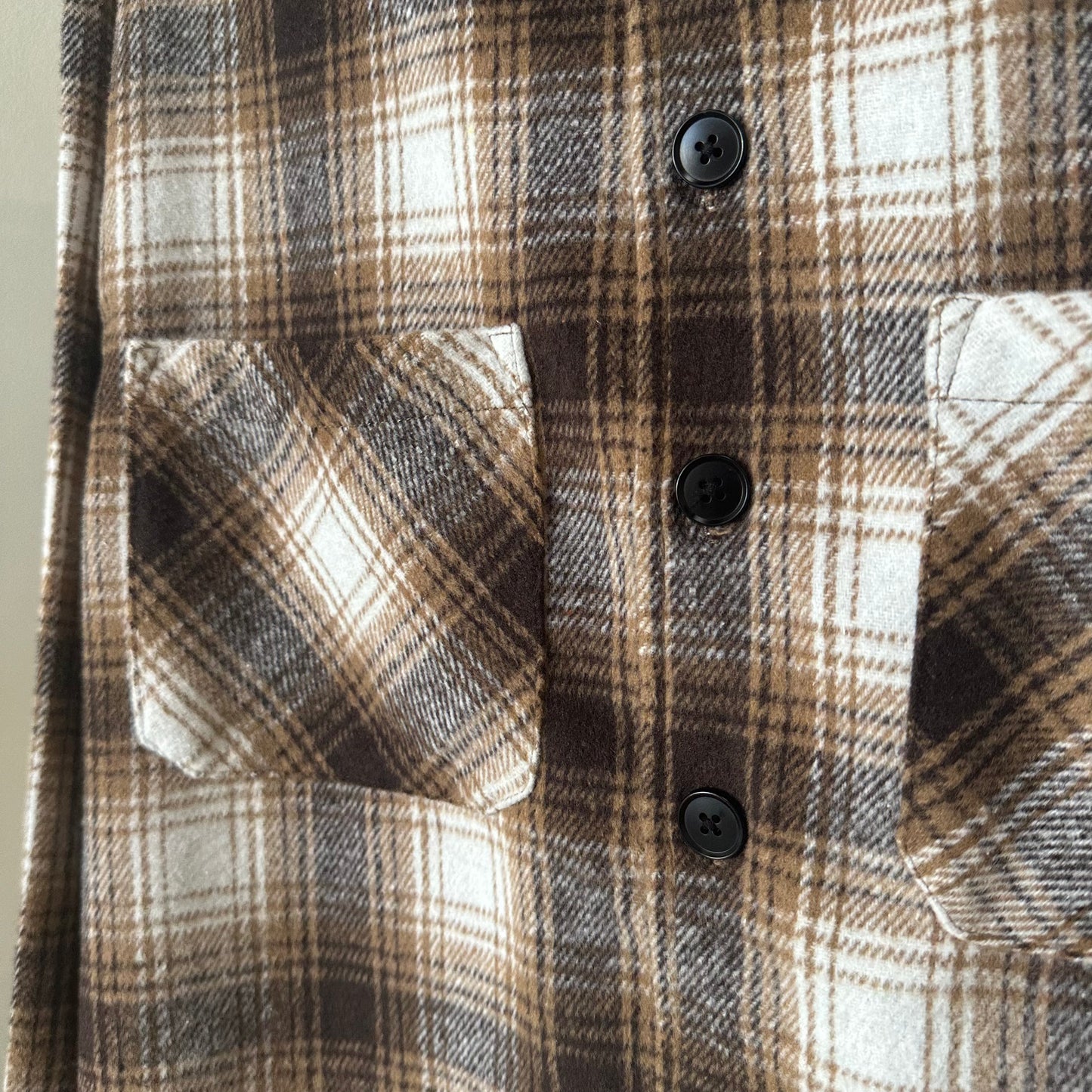 Heavyweight Plaid Shirt in Brown